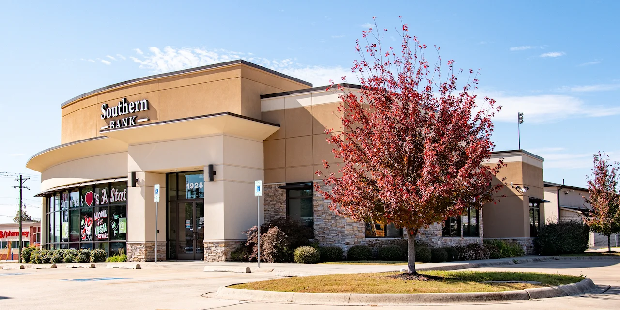 Bank with Southern in Jonesboro, AR on S. Main St